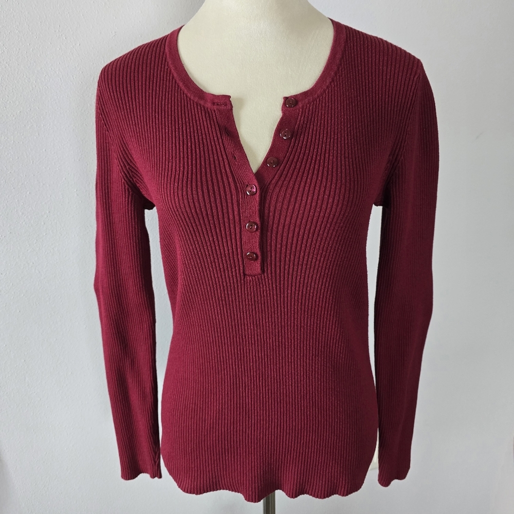 Moda International Ribbed Henley